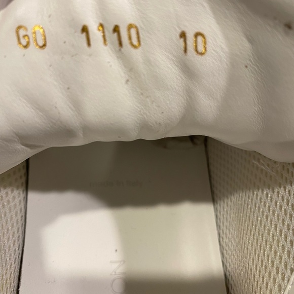 Men’s Damier Louis Vuitton Mid Top Sneakers - Picture 9 of 11